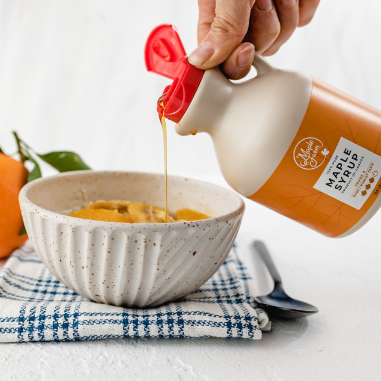 Vaahterasiirappi 500 ml tumma (III) | Maple Farm - Image 3